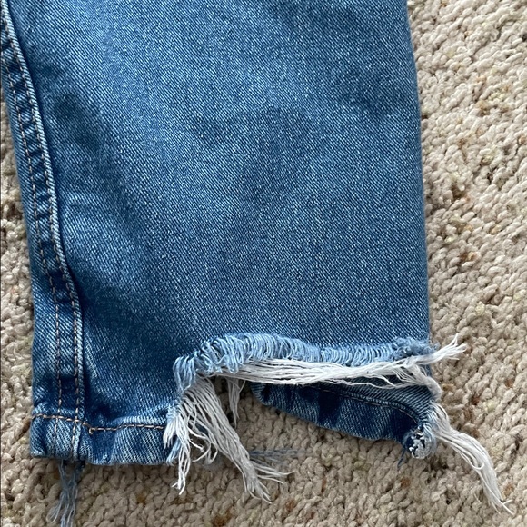 Refuge Denim Mom high waisted jeans with distressed hems - Picture 9 of 11